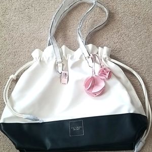 Victoria's Secret Purse 👛🌸